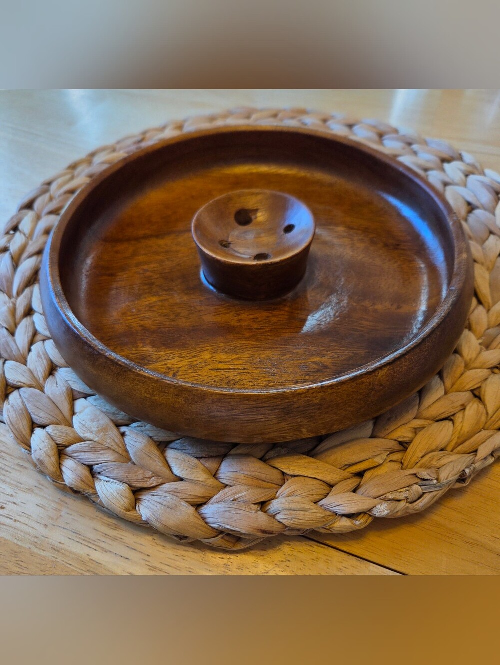 Vtg Wooden Nuts Bowl Center Pedestal Tropical (Nutcracker Picks Not Included)